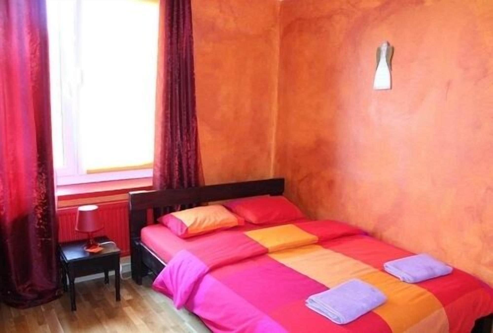 El Hostel Warsaw Exterior photo